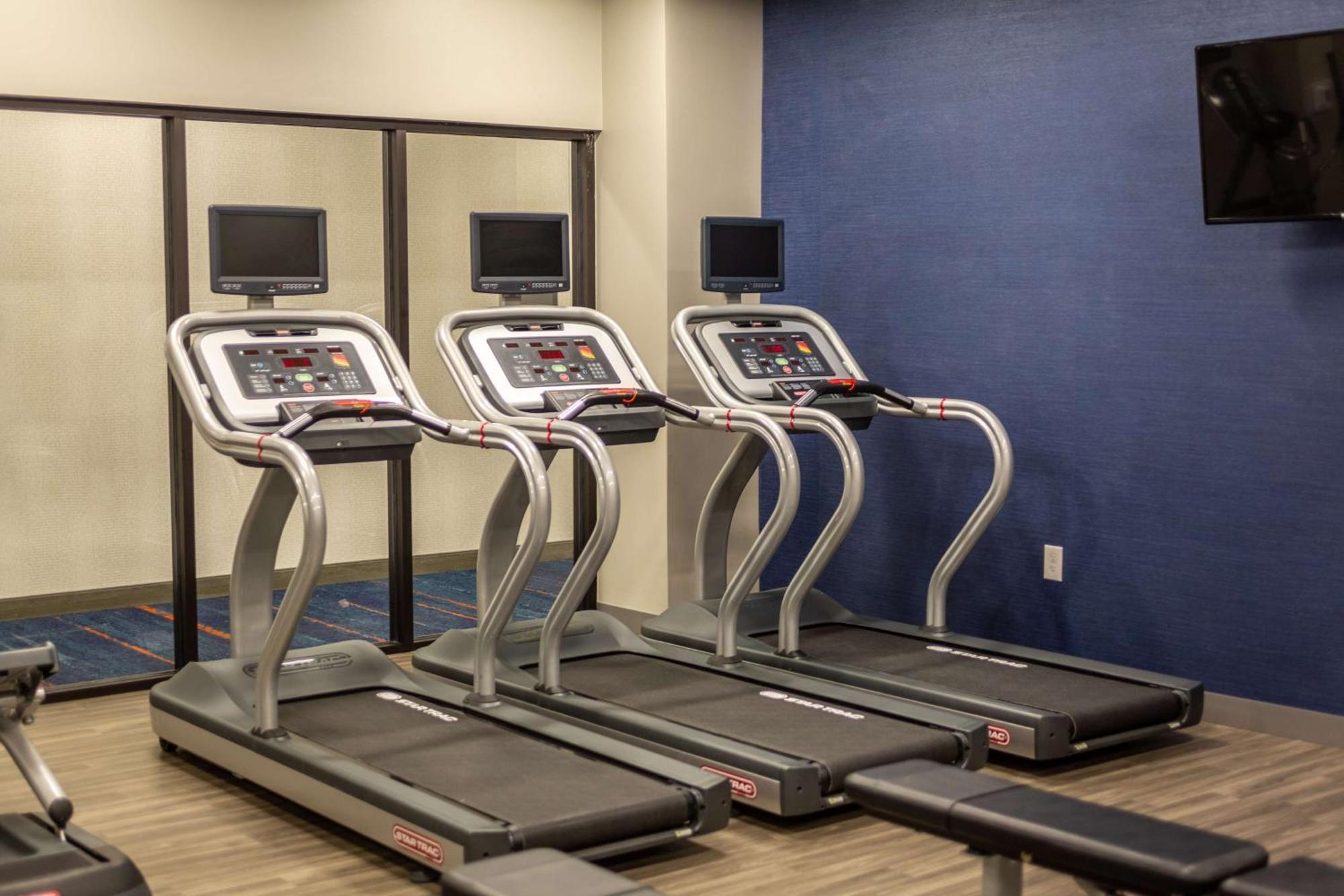 Hampton Inn ווינצ'סטר מראה חיצוני תמונה